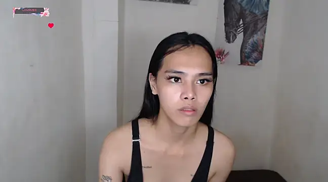Snapshot of shecutie69 chatting on February 19, 2025, 1:40 am shecutie69 online show from February 19, 2025, 1:40 am
