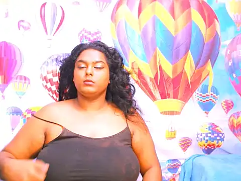 Snapshot of Indianfairy99 chatting on January 27, 2025, 12:33 am Indianfairy99 online show from January 27, 2025, 12:33 am