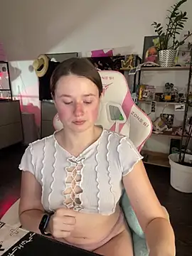sweetest pie online show from June 17, 2026, 8:52 pm