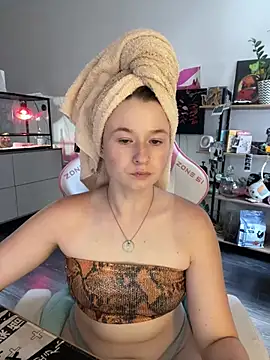 sweetest pie online show from July 19, 2026, 4:04 pm
