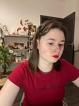 Snapshot of sweetest_pie chatting on February 22, 2025, 7:47 pm sweetest pie online show from February 22, 2025, 7:47 pm