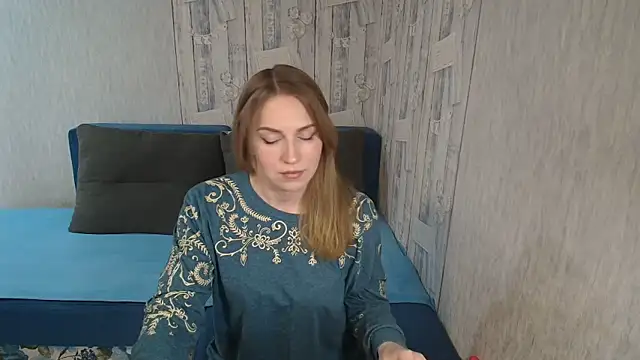 Pilly green  online show from March 10, 2026, 5:44 am