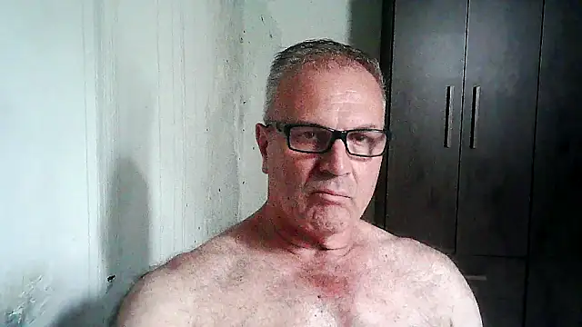 Snapshot of eduar570 chatting on January 18, 2026, 4:21 pm eduar570 online show from January 18, 2026, 4:21 pm