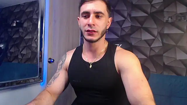 Latino stud4u online show from October 22, 2025, 11:03 pm