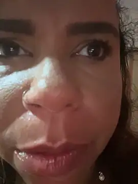 pimenta gaby online show from February 18, 2025, 11:11 am