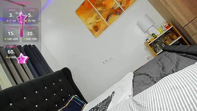 Divine   Eloeura online show from March 11, 2025, 6:08 pm