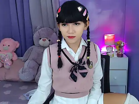 urlovelyfreya online show from October 4, 2025, 4:19 pm