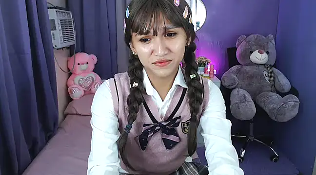 urlovelyfreya online show from February 19, 2025, 7:48 pm