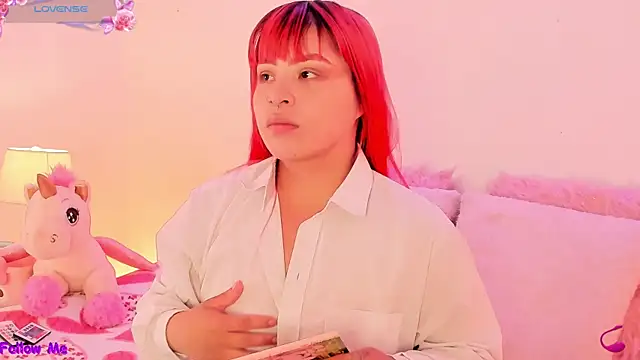 SophieRossi online show from January 8, 2026, 4:40 am