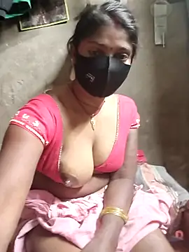 Arti032 online show from February 11, 2026, 5:57 pm