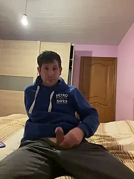 Snapshot of Taxidriver1988 chatting on February 26, 2026, 8:20 pm Taxidriver1988 online show from February 26, 2026, 8:20 pm