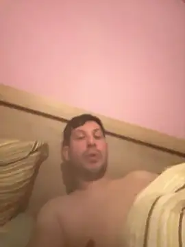 Snapshot of Taxidriver1988 chatting on January 16, 2026, 2:04 am Taxidriver1988 online show from January 16, 2026, 2:04 am