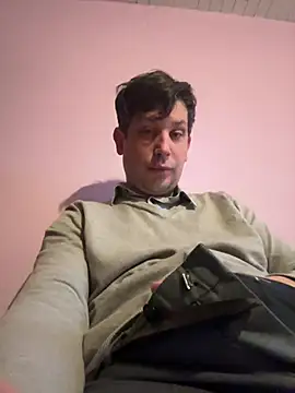 Taxidriver1988 online show from February 10, 2025, 4:25 pm