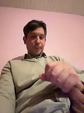 Taxidriver1988 online show from February 11, 2025, 3:29 pm