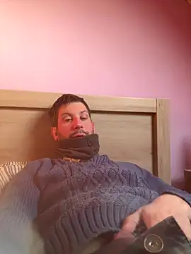 Taxidriver1988 online show from December 15, 2025, 2:45 pm