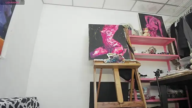 mariecam420 online show from April 7, 2026, 6:10 pm