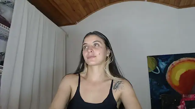 mariecam420 online show from November 7, 2025, 4:06 am