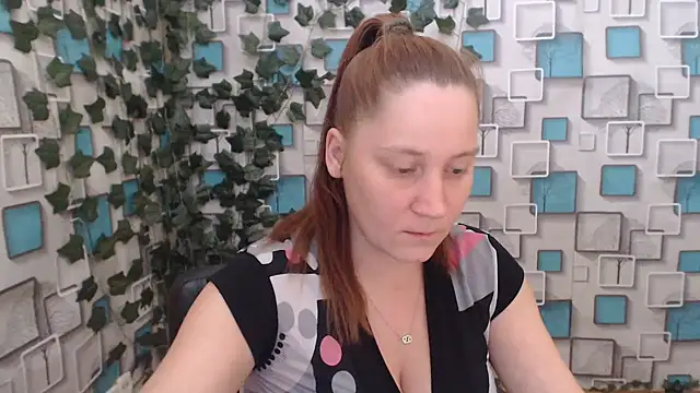 JosieJun  online show from September 21, 2025, 6:13 pm