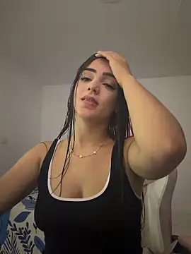 anniehart online show from April 30, 2026, 1:12 am