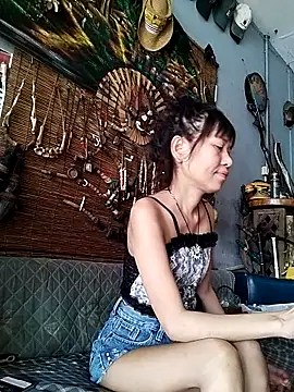 Little suzy5 online show from July 10, 2026, 3:06 am
