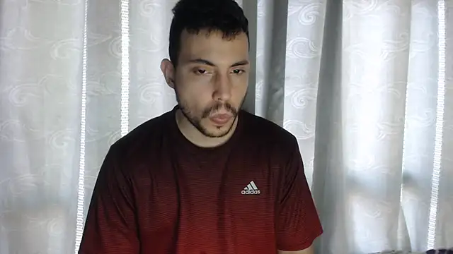 Snapshot of Armando_2002 chatting on February 20, 2025, 4:14 pm Armando 2002 online show from February 20, 2025, 4:14 pm