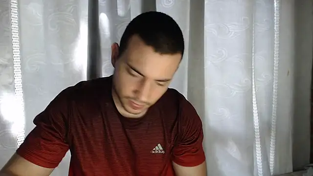 Snapshot of Armando_2002 chatting on October 29, 2025, 6:07 pm Armando 2002 online show from October 29, 2025, 6:07 pm