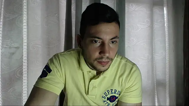 Snapshot of Armando_2002 chatting on September 17, 2025, 5:59 pm Armando 2002 online show from September 17, 2025, 5:59 pm