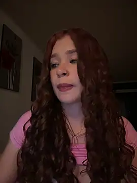 Snapshot of bella_parisi chatting on March 22, 2025, 6:22 am bella parisi online show from March 22, 2025, 6:22 am