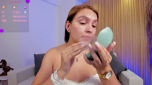 miataylorr1 online show from February 27, 2025, 3:26 pm