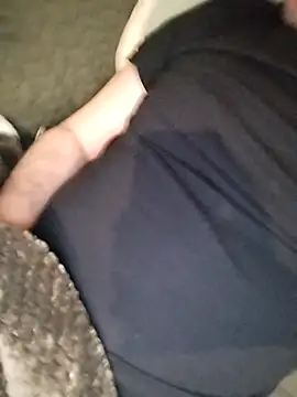 Awelo80xh online show from March 1, 2025, 12:28 am