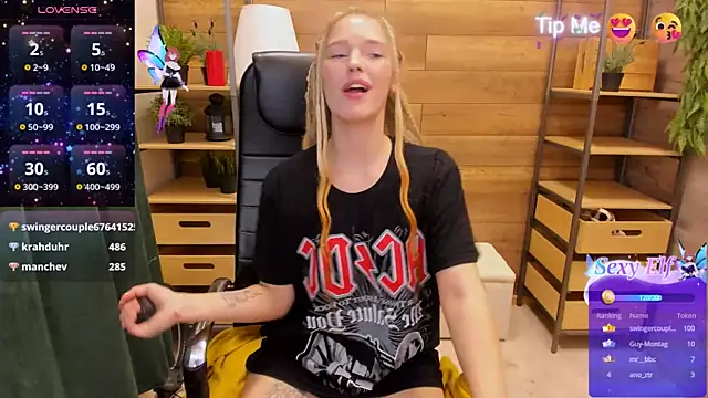 Snapshot of _fiona_Love chatting on January 27, 2025, 12:01 am  fiona Love online show from January 27, 2025, 12:01 am