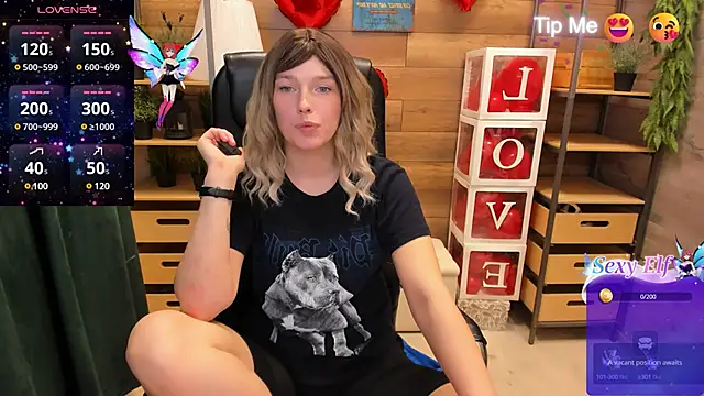 Snapshot of _fiona_Love chatting on February 22, 2025, 8:42 pm  fiona Love online show from February 22, 2025, 8:42 pm