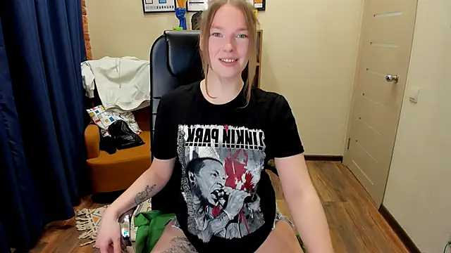  fiona Love online show from February 17, 2026, 8:17 pm