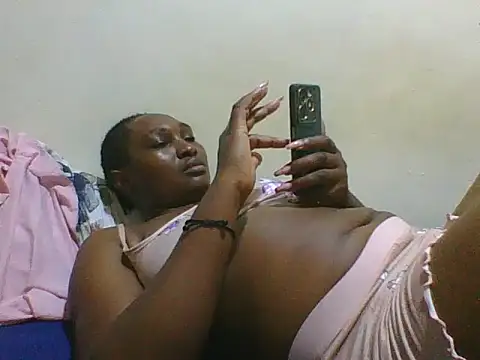 cute lavenda online show from November 9, 2025, 1:37 pm