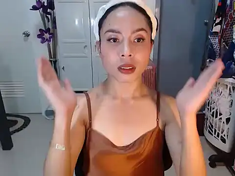 AsianTrixxx online show from March 6, 2026, 1:50 pm