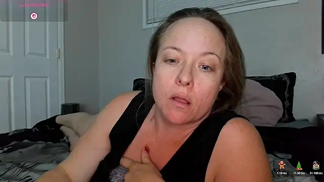 julimonroe online show from December 2, 2025, 3:07 am