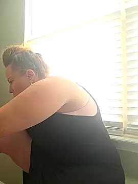 julimonroe online show from March 18, 2026, 2:30 pm