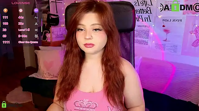 StellaMilla online show from June 18, 2026, 1:37 am
