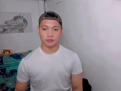 xSebastian19 online show from May 1, 2026, 9:14 am