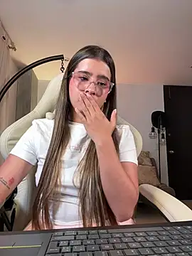 Snapshot of Stormiie777 chatting on February 28, 2026, 3:06 am Stormiie777 online show from February 28, 2026, 3:06 am