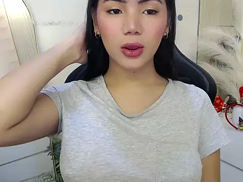 Martha pookerxxx online show from December 17, 2025, 11:10 pm