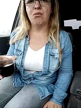 Saysomething3 online show from April 2, 2026, 9:05 am