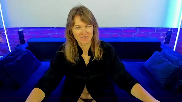 Snapshot of Anabell_xxx chatting on October 12, 2025, 6:04 am Anabell xxx online show from October 12, 2025, 6:04 am