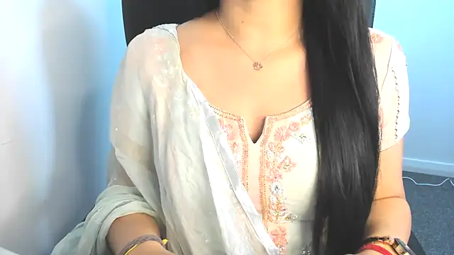 TheGoldenGirl online show from January 2, 2025, 8:24 pm