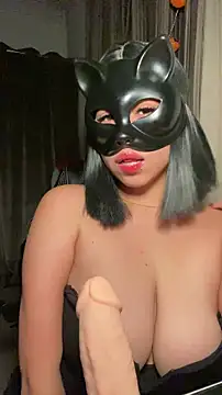 Snapshot of nenalayla chatting on October 31, 2025, 8:49 pm nenalayla online show from October 31, 2025, 8:49 pm