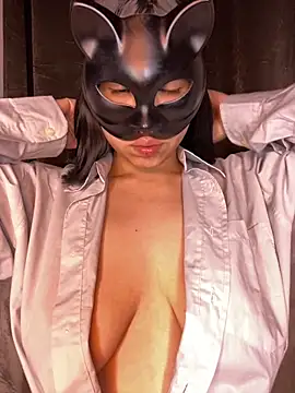 Snapshot of nenalayla chatting on March 20, 2025, 2:42 pm nenalayla online show from March 20, 2025, 2:42 pm