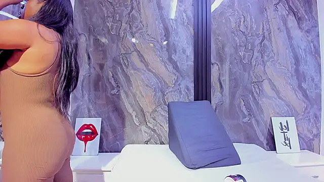 Snapshot of HellenJohansson chatting on November 21, 2025, 7:13 pm HellenJohansson online show from November 21, 2025, 7:13 pm