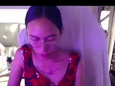 Snapshot of sexybigcockandtits chatting on December 7, 2024, 8:11 pm sexybigcockandtits online show from December 7, 2024, 8:11 pm
