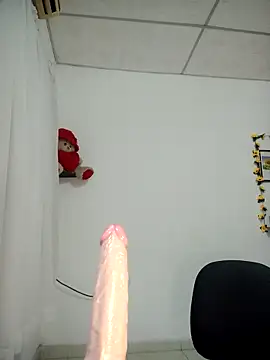 lorenitabella online show from March 13, 2026, 9:47 am