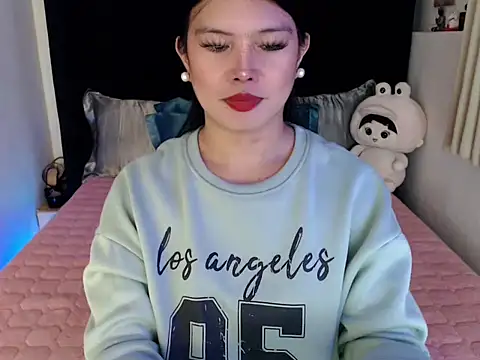 Angelic Fuckerxxx online show from December 16, 2025, 5:39 pm